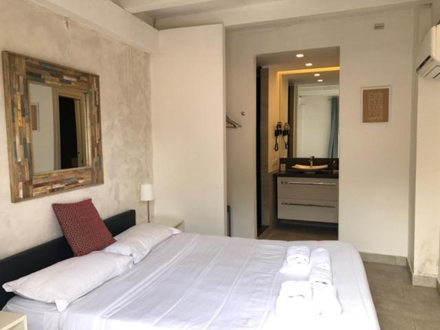 The Edwards Suites Saint-Tropez Eksteriør billede